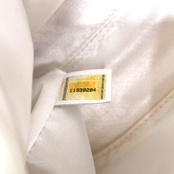 Chanel White Diamond Quilted Stitch Leather Flap Chunky Chain Shoulder Handbag - Picture 10 of 11